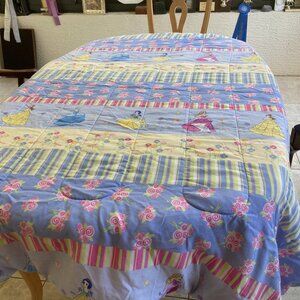 Disney Princess Comforter Reversible Snow White Cinderella & More TWIN 63"X86".